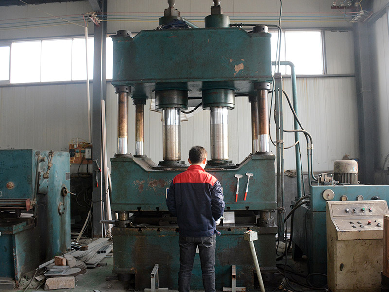 全自動(dòng)壓力機(jī)